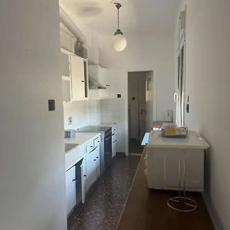 Elegant Penthouse 120Sqm With Large Veranda, 5 Min Walk To Ambelokipous Metro Station Athens Exterior photo