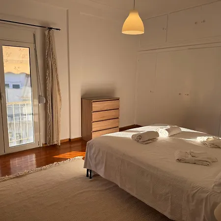 Elegant Penthouse 120Sqm With Large Veranda, 5 Min Walk To Ambelokipous Metro Station Athens Exterior photo