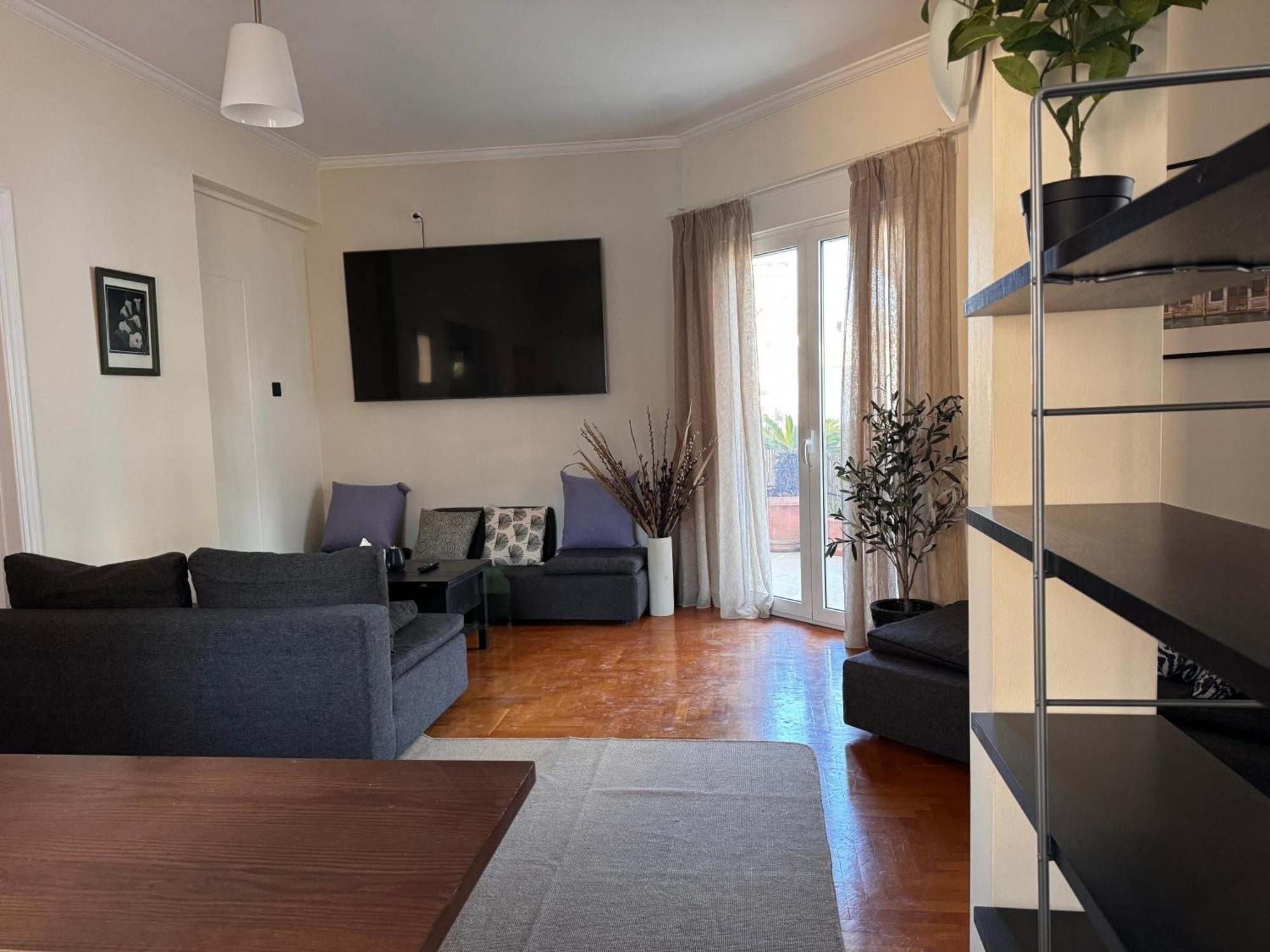 Elegant Penthouse 120sqm With Large Veranda, 5 Min Walk To Ambelokipous Metro Station *